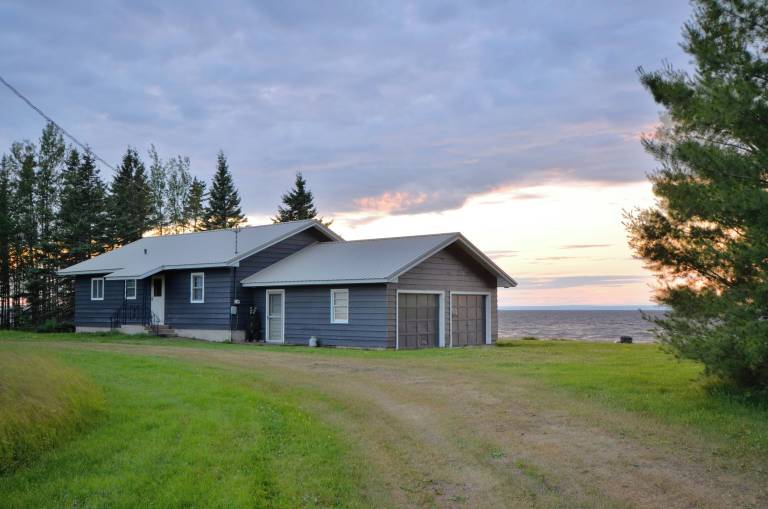 Cabin  Cloverland