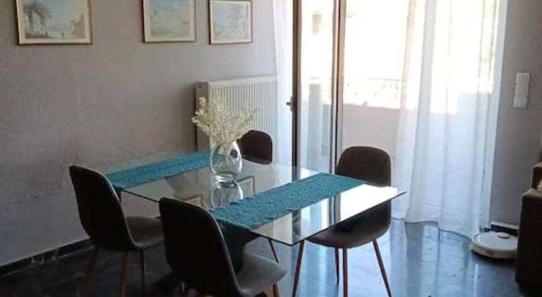 Holiday apartment with yard, patio & barbeque in Hersonissos