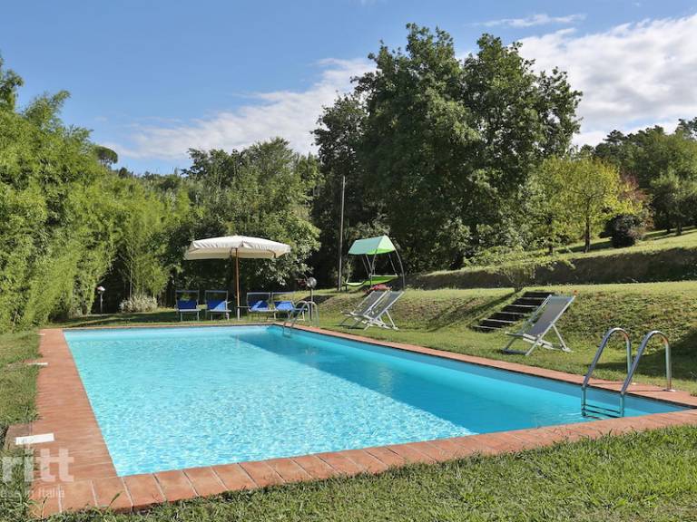 House with private pool, patio & BBQ | Dogs allowed in Lucca