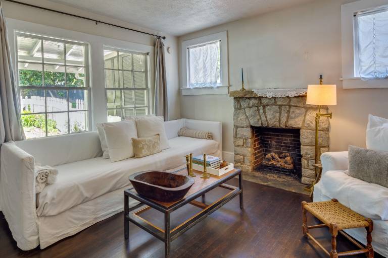 Cottage Flat Rock