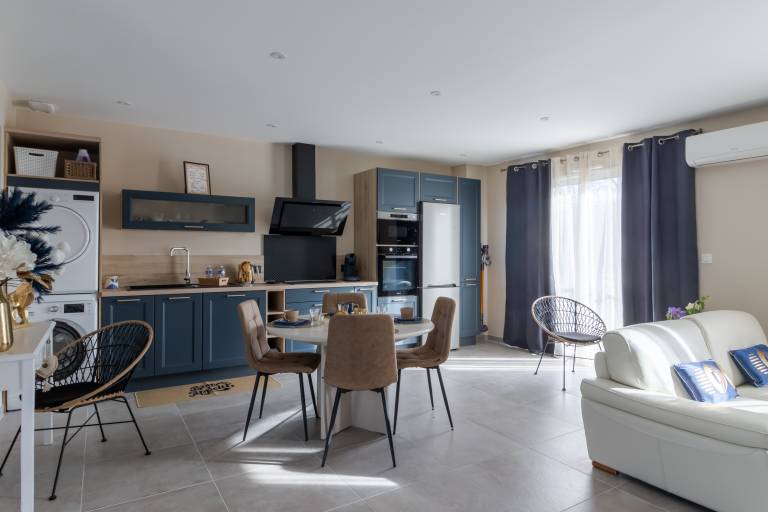 Gîte Le Pic Épeiche – Modern Comfort in Sarlat with Terrace, and Stunning View of the Cathedral — photo 2