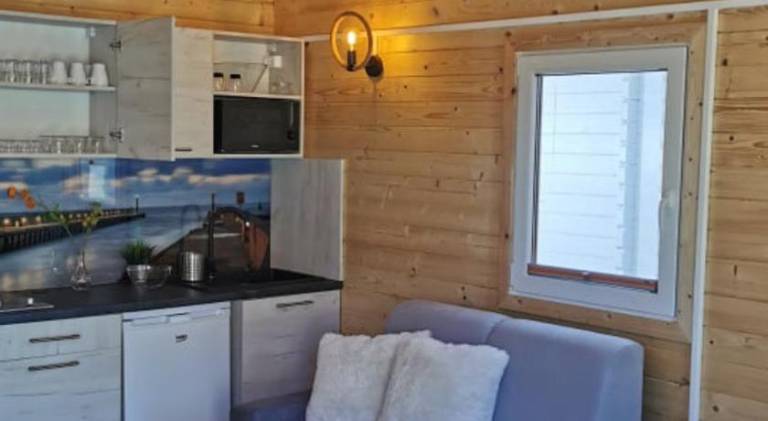 Chalet with hot tub & pool — photo 2