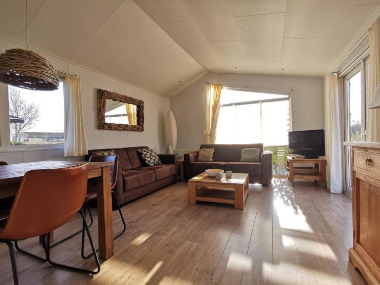 Vacation home with terrace & yard in Bergen