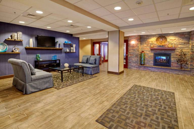 Hampton Inn Great Falls — photo 4