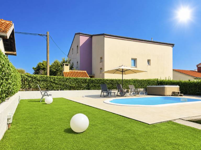 Ferienhaus in Zadar, Kroatien für max. 4 Personen Ferienhaus in Zadar, Kroatien für max. 4 Personen