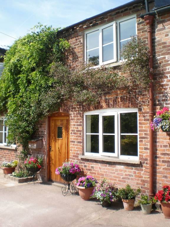 Cottage North Rode
