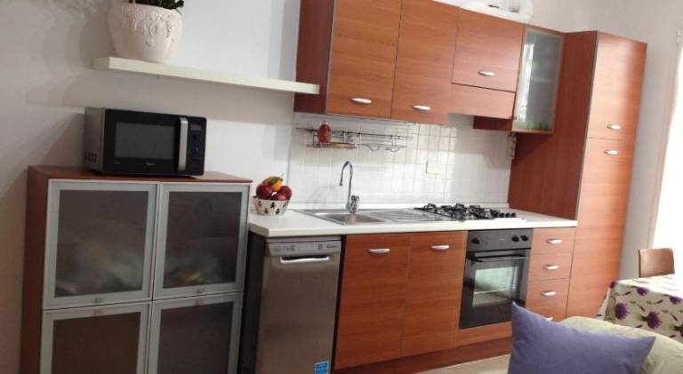 Rental apartment with terrace — photo 3
