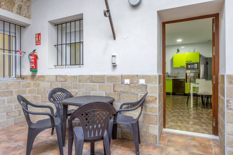 Rental apartment with fast internet | Close to Cádiz Cathedral | Next to the beach | Good for workation | Pets allowed — photo 2