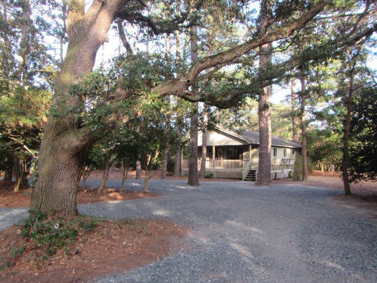 House Manteo