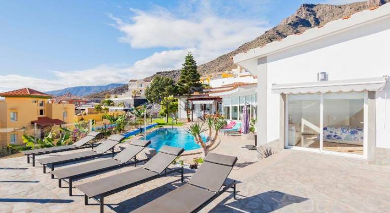 Lovely villa with pool | Pets are welcome — photo 4