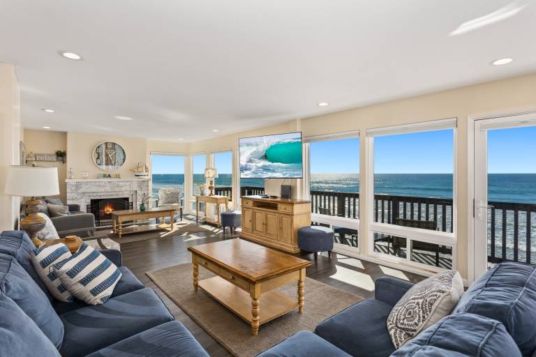 Oceanfront Family Getaway BBQ Outdoor Seating — photo 4