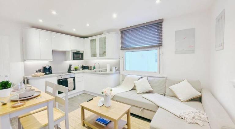 Holiday apartment | Next to Brighton Palace Pier — photo 2