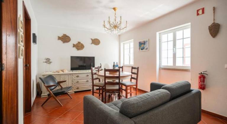 Holiday apartment | Beach nearby | Dogs allowed in Setubal