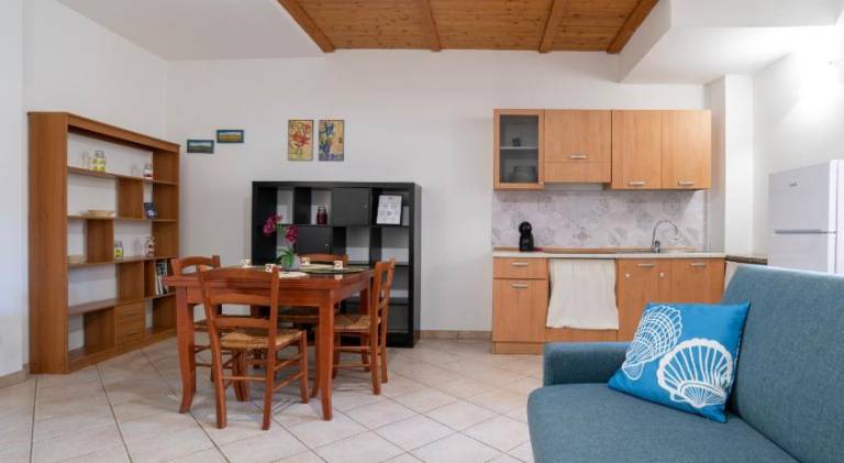 Rental apartment with 2 rooms for 4 persons — photo 2