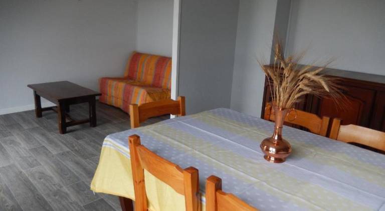Apartment with 2 rooms for 6 persons — photo 4