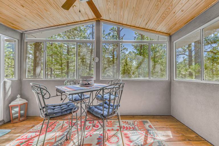 Ruidoso Mountain Cabin w/ Deck, 1 Mi to Hiking — photo 2