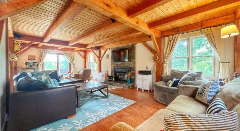 Fully equipped house with patio, BBQ & garden | Perfect for remote work | Pet-friendly — photo 4