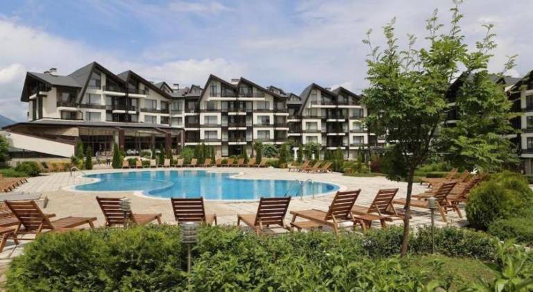 Rental apartment with pool & jacuzzi in Razlog