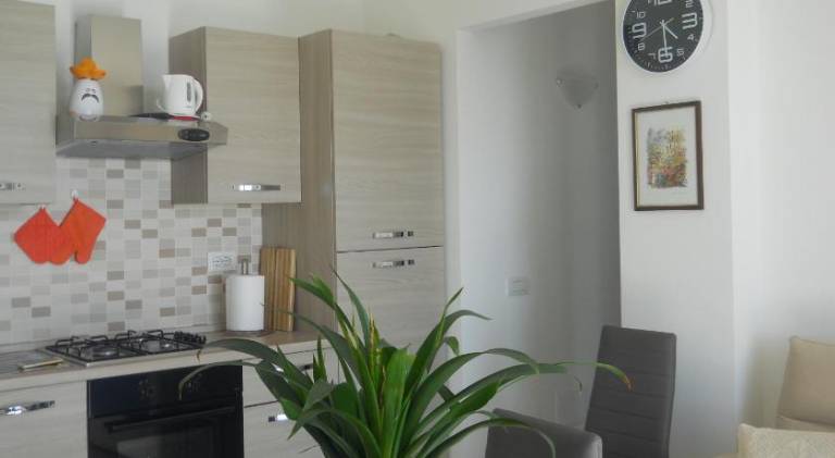 Holiday apartment with pool — photo 5