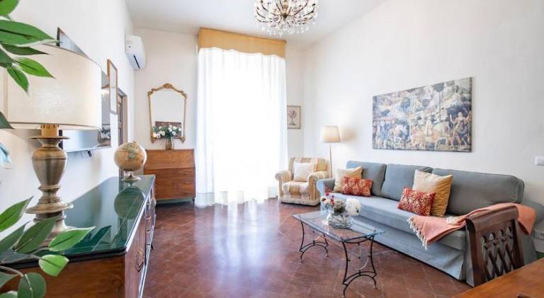 Elegant Historic Residence 50m Puccini Museum AC in Lucca