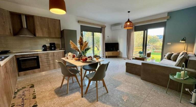 Arokaria Seaview House in Rhodes