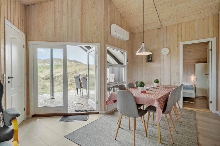 House with sauna, terrace & barbecue — photo 2