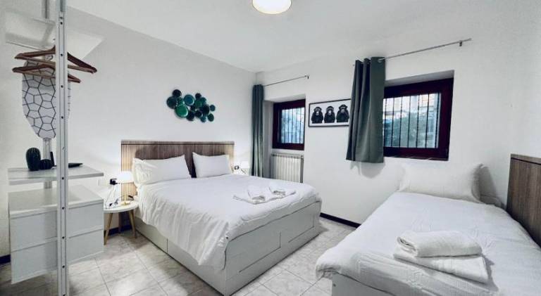 Near Airport -BGY BERGAMO AIRPORT STAY - Free WIFI in Bergamo