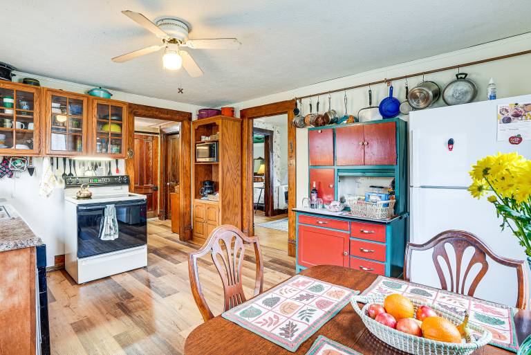 Pet-Friendly Home w/ River Access in Crothersville — photo 3