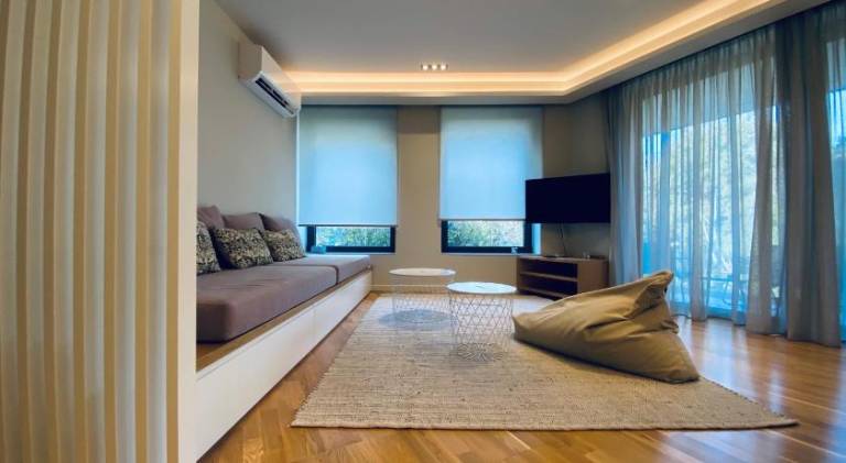 Acropolis Residence Rooftop360-Degree City Views Unoblu in Athens