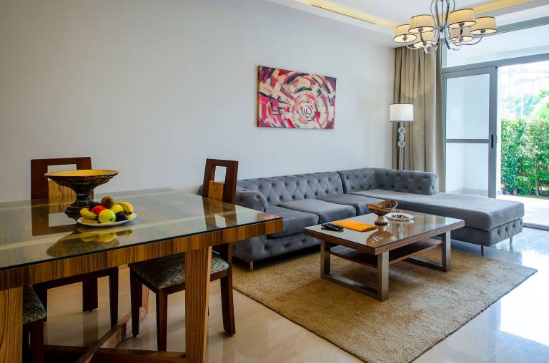 VESTA Luxury apt 2BR CFC II