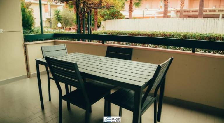 Holiday apartment with yard & terrace | Perfect for remote work in Alba Adriatica