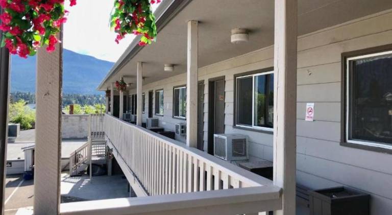 Canterbury Inn — photo 4