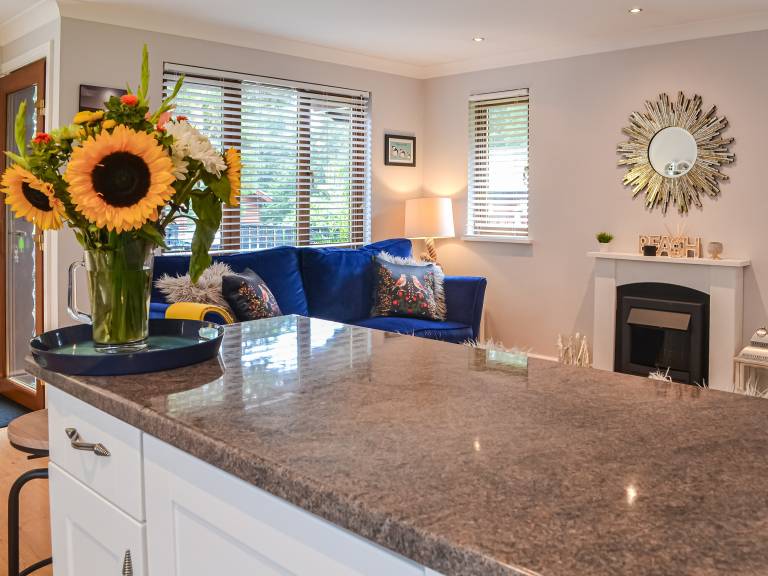 Family-oriented lovely cottage with grill | River view | Next to the beach | Pets are welcome — photo 5
