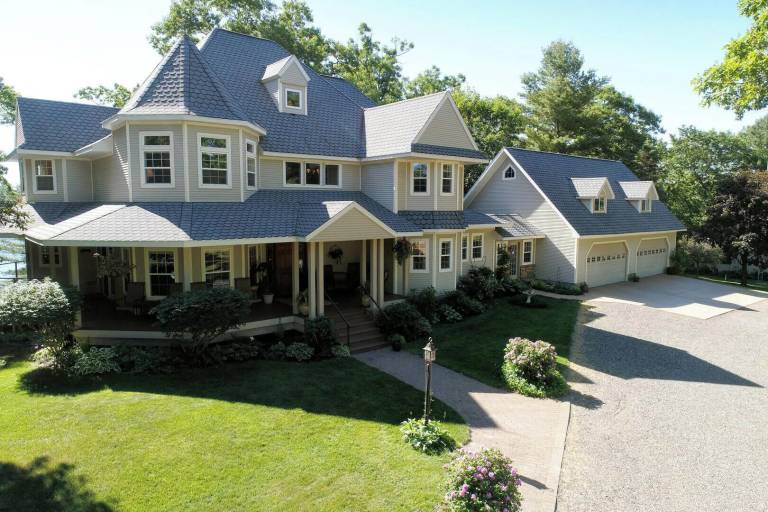 House  Madge