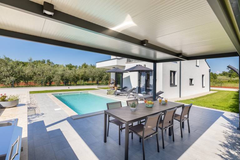 Fully equipped villa with barbecue, terrace & private pool | Pet-friendly — photo 2