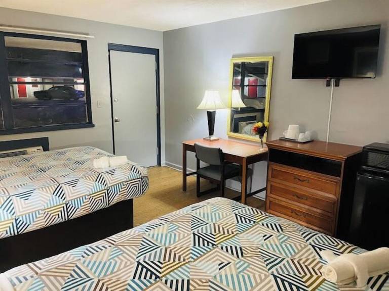 Regent Motel in Albany, GA