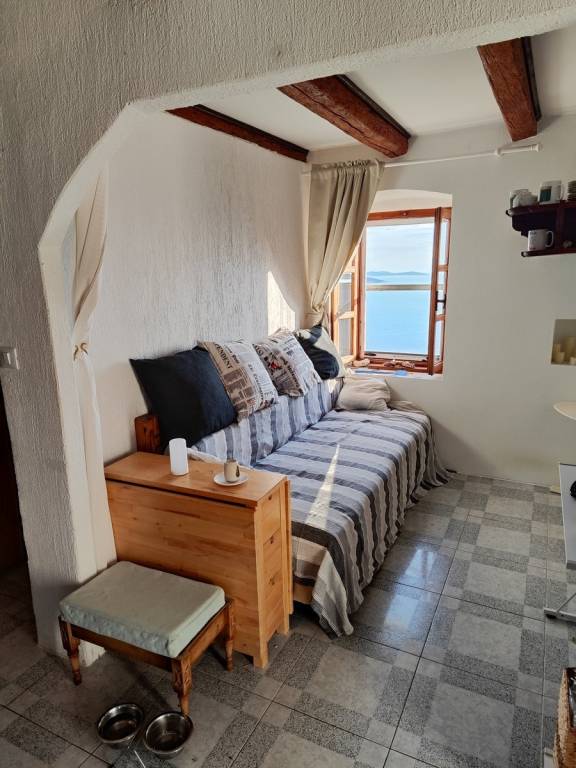 Three bedroom house with terrace and sea view Ustrine, Cres (K-22967) — photo 2