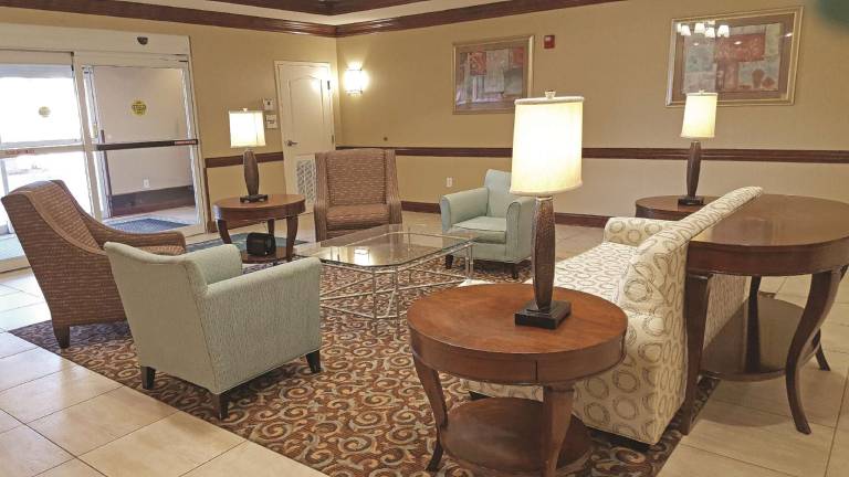 La Quinta Inn & Suites by Wyndham Savannah Airport - Pooler — photo 5