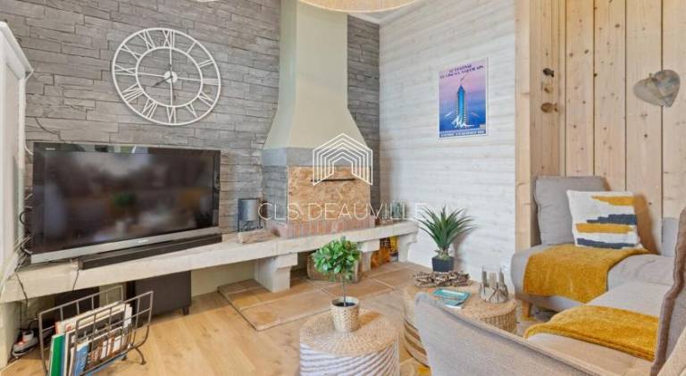 Fully equipped nice house with grill, hot tub & patio | Dogs allowed — photo 2