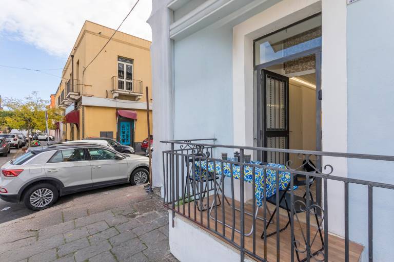 Wonderful apartment with fast internet | Next to Castello Ursino | Mountain view | Good for workation | Pets allowed — photo 3