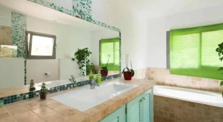 Beautiful vacation home with pool | Pets allowed — photo 2