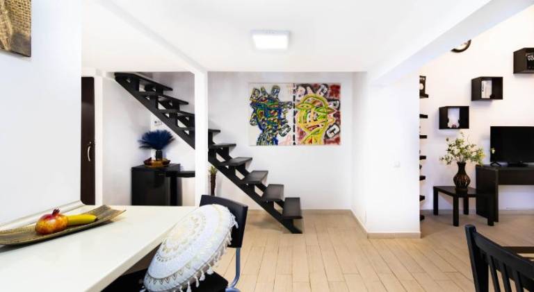 Holiday apartment | Near Stavropoleos Monastery — photo 2