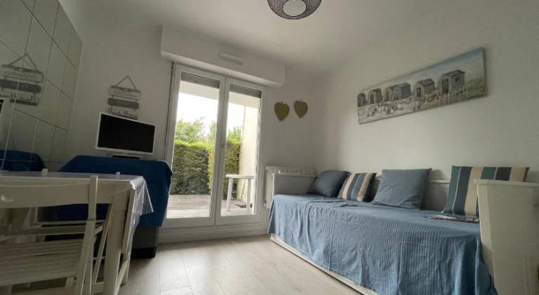 Holiday apartment | Next to the beach | Pet-friendly — photo 2