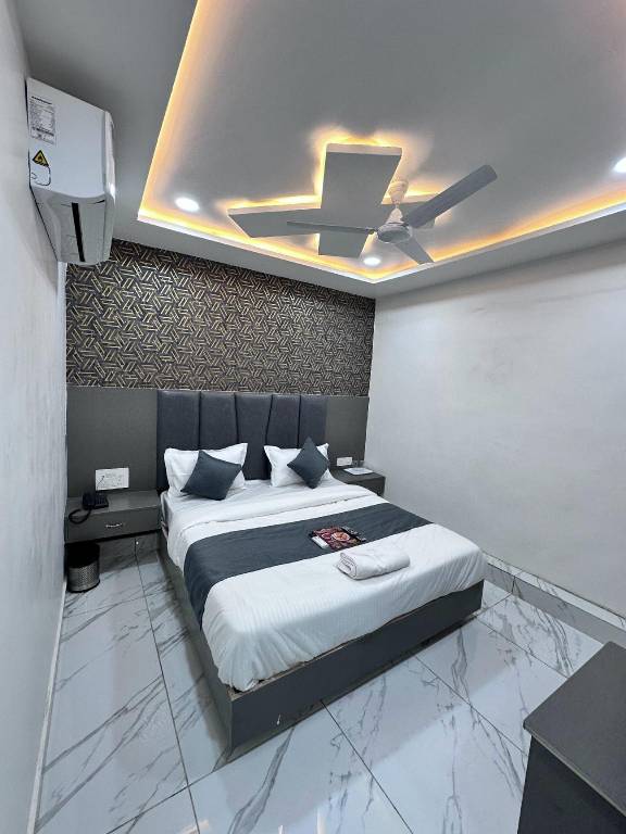 Hotel The Pacific Ahmedabad Airport