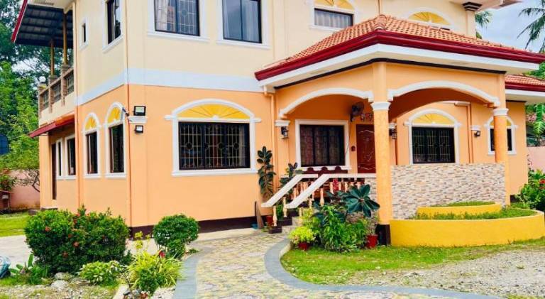 Villa with BBQ, yard & patio | Suitable for remote work — photo 3