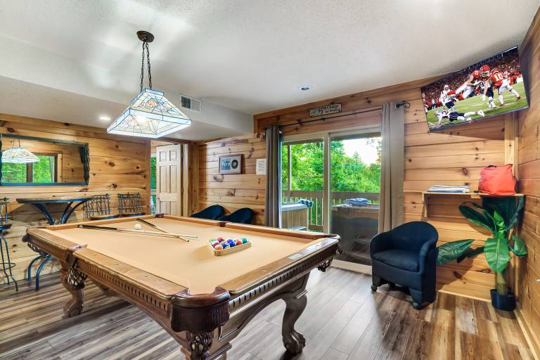 Family-oriented cabin with pool, terrace & barbeque | Mountain view | Dogs allowed — photo 5