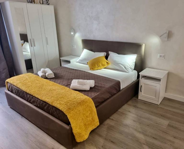 Apartment near the Colosseum, with metro line A a 2 minutes walk away — photo 3