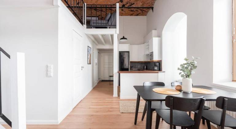 Historical Loft with Sauna & Free Parking, Hosts up to 7 guests in Tampere