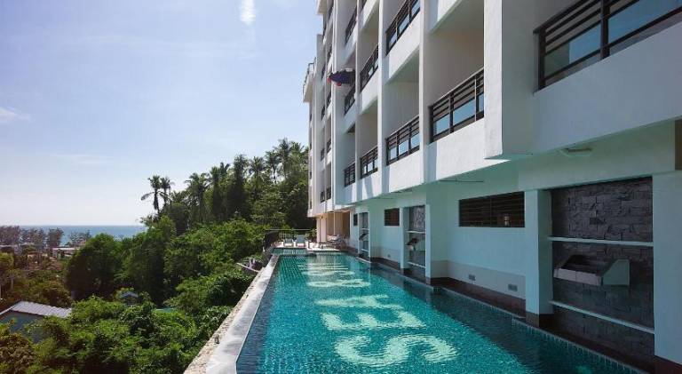 Family-oriented wonderful holiday apartment with patio, garden & pool | Good for workation | Pets allowed in Karon