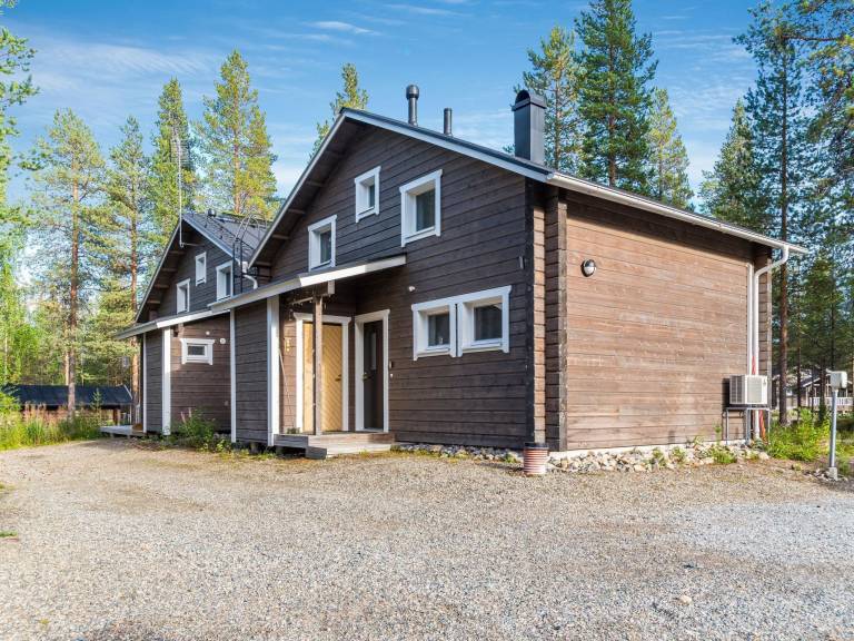 Vacation home with sauna | Pets allowed — photo 2